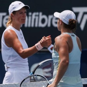 世界杯手机观看app下载-巴蒂“过山车大战”淘汰阿扎伦卡 重返迈阿密赛八强