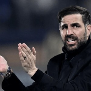 世界杯比赛直播地址-38岁小法封神！意甲黑马2-1逆转罗马：4连胜杀入前4 差米兰6分